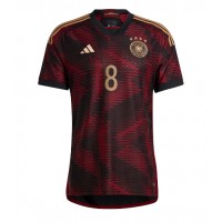 Tyskland Leon Goretzka #8 Bortatröja VM 2022 Kortärmad